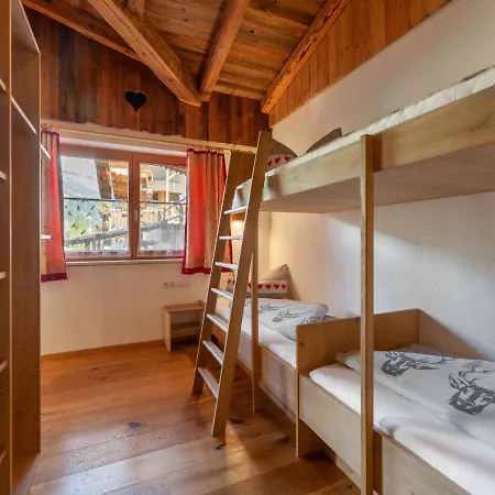 Altholz By Interhome